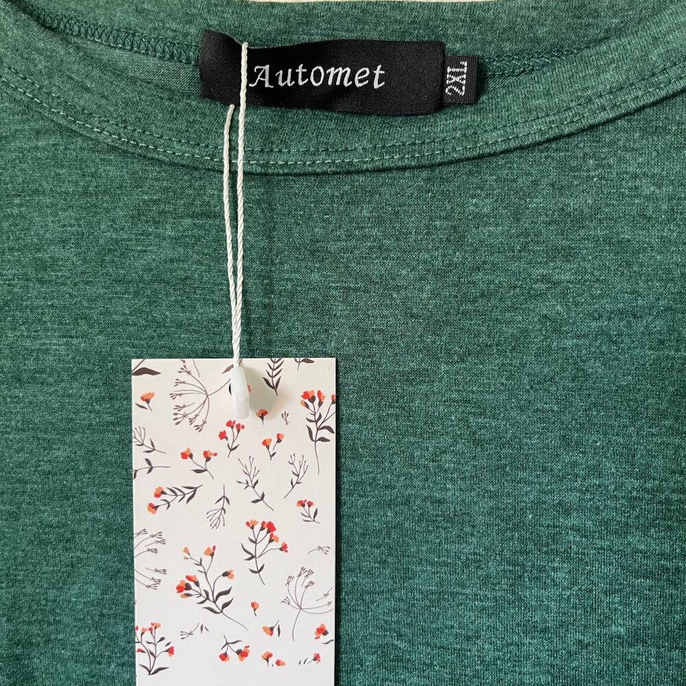 NWT long sleeve green tee